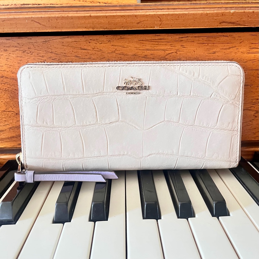 Coach Ivory Croc Embossed Long Wallet With Lavender Interior. Euc Rare